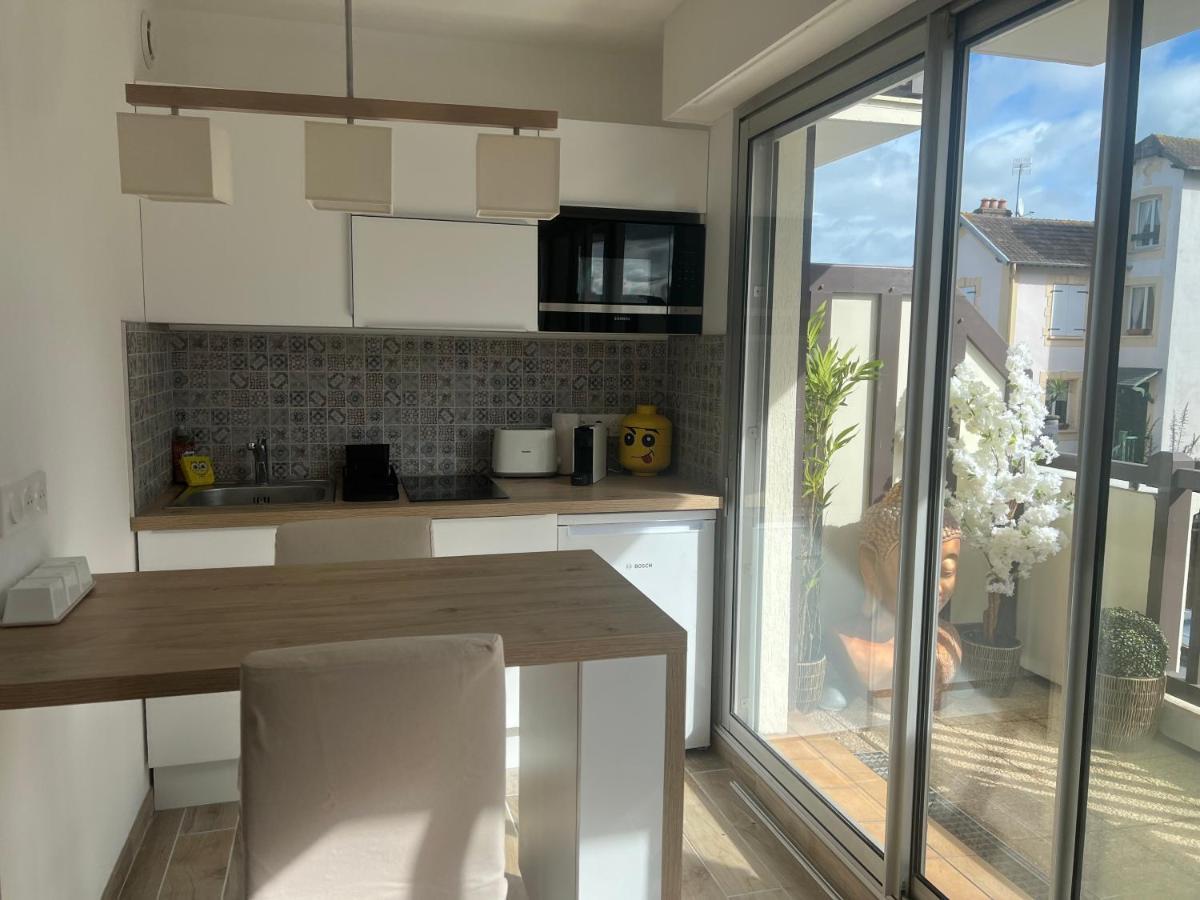 Appartement Hyper Centre De Cabourg Avec Balcon 外观 照片