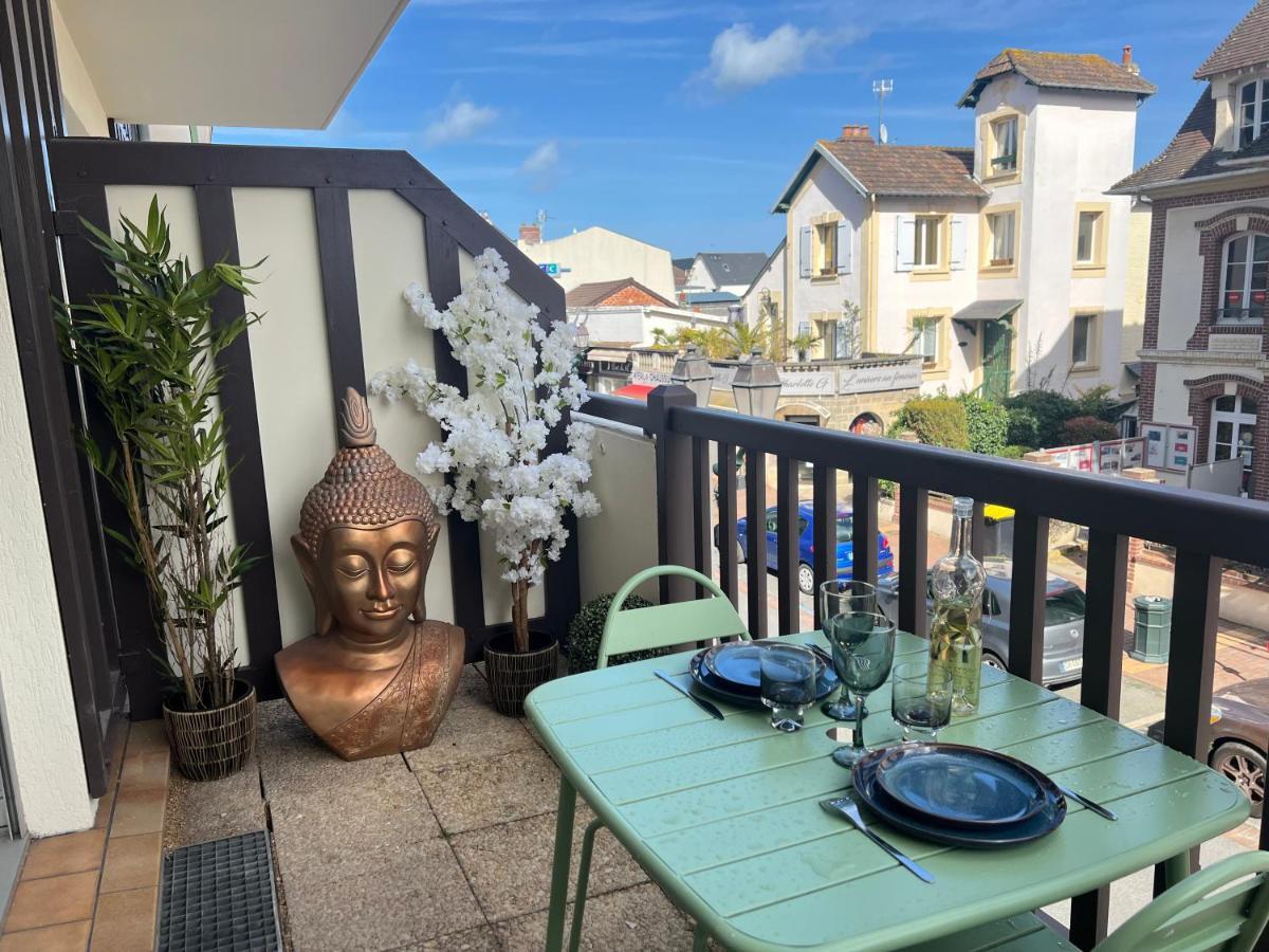 Appartement Hyper Centre De Cabourg Avec Balcon 外观 照片